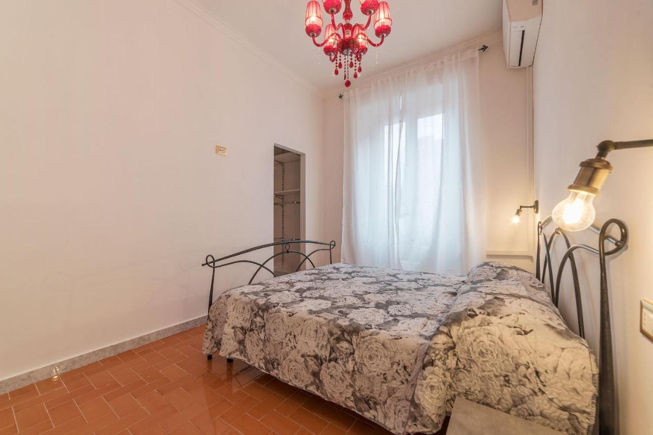 Piramide & Testaccio Design Flat ローマ エクステリア 写真