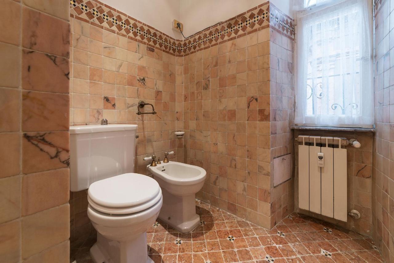Piramide & Testaccio Design Flat ローマ エクステリア 写真